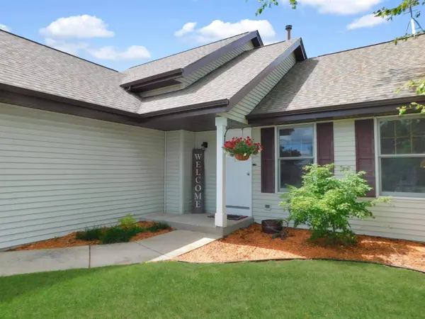 1633 Wildwind Court, Rockton, IL 61072