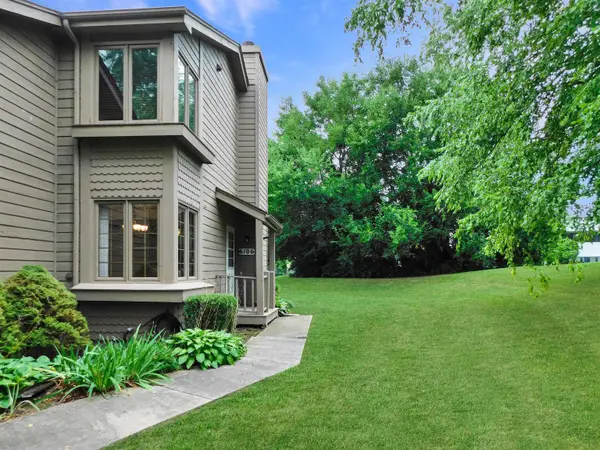 6106 Garrett Lane, Rockford, IL 61107