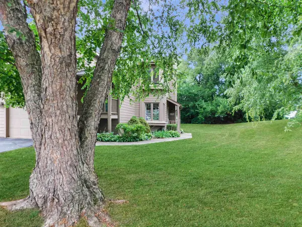6106 Garrett Lane