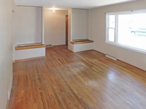 519 Ravine Avenue, South Beloit, IL 61080