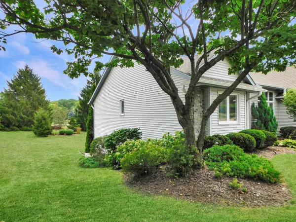 128 Foxfire Place, Rockton, IL 61072