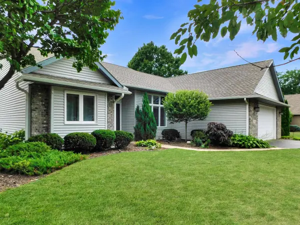 128 Foxfire Place, Rockton, IL 61072