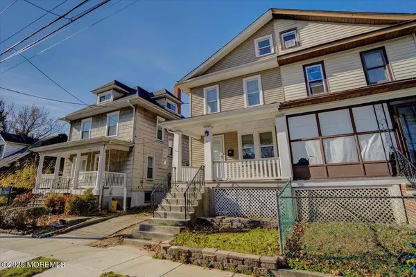 229 Elm Avenue, Woodlynne, NJ 08107