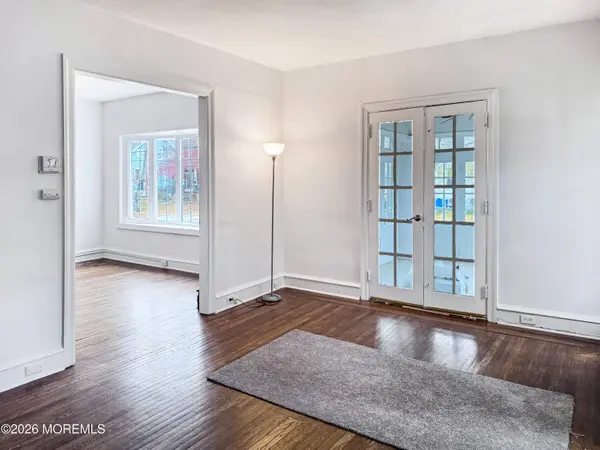 221 Haddon Avenue, Collingswood, NJ 08108