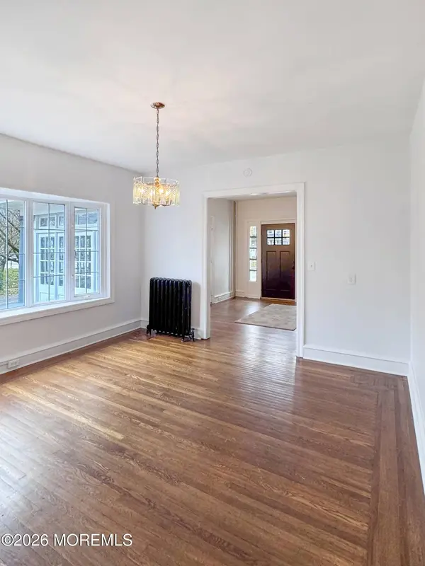 221 Haddon Avenue, Collingswood, NJ 08108