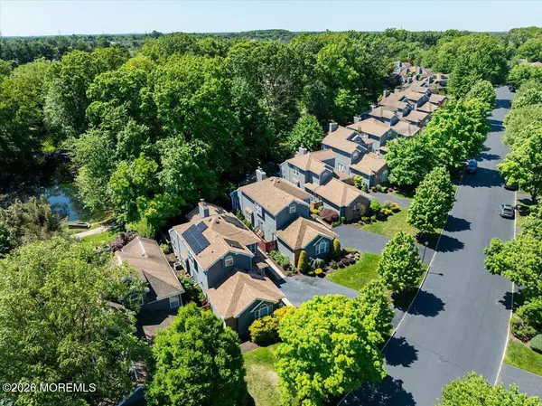 42 Fairway Boulevard, Monroe, NJ 08831