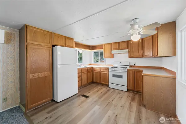 930 Trosper RD SW #33, Tumwater, WA 98512