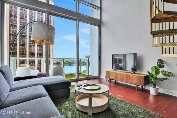 150 E ROBINSON ST #817, Orlando, FL 32801