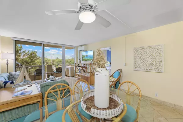 73 N Kihei Rd #302, Kihei, HI 96753