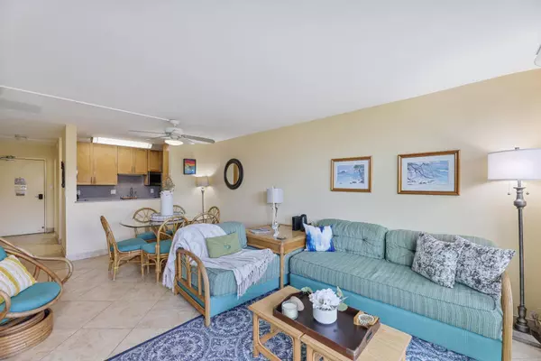 73 N Kihei Rd #302, Kihei, HI 96753