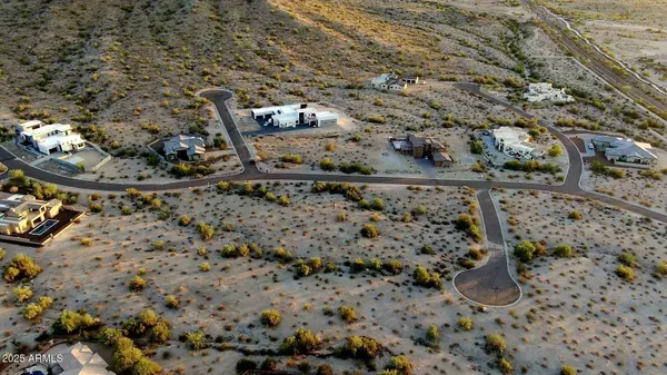 9407 S KRISTA Drive W #60, Goodyear, AZ 85338