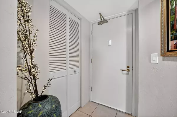 2555 Atlantic AVE #1705, Daytona Beach, FL 32118