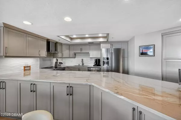 2555 Atlantic AVE #1705, Daytona Beach, FL 32118