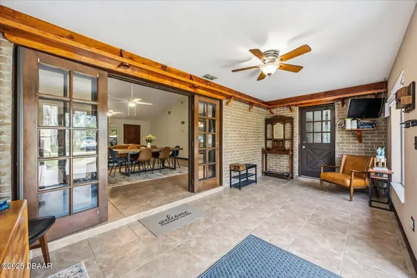 475 Lazy Z LN, Oak Hill, FL 32759