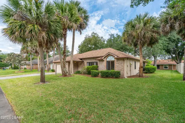 808 George Hecker DR, South Daytona, FL 32119