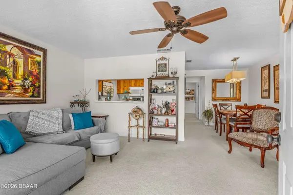 112 Lacosta LN #122, Daytona Beach, FL 32114