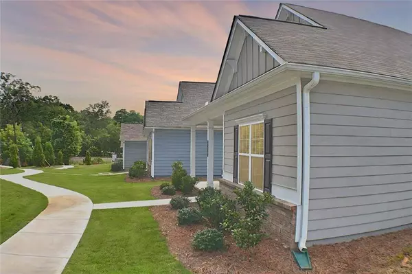 208 N North Dogwood ST, Villa Rica, GA 30180