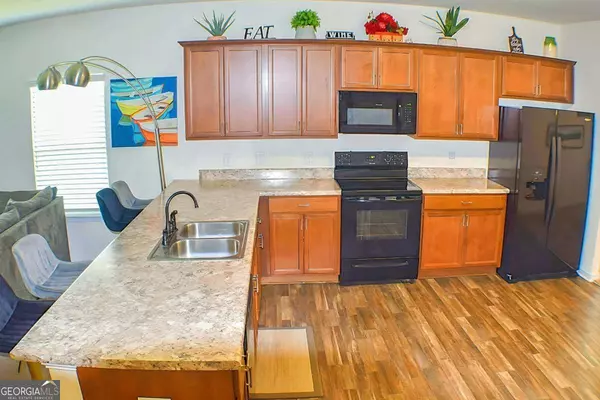 208 N North Dogwood ST, Villa Rica, GA 30180