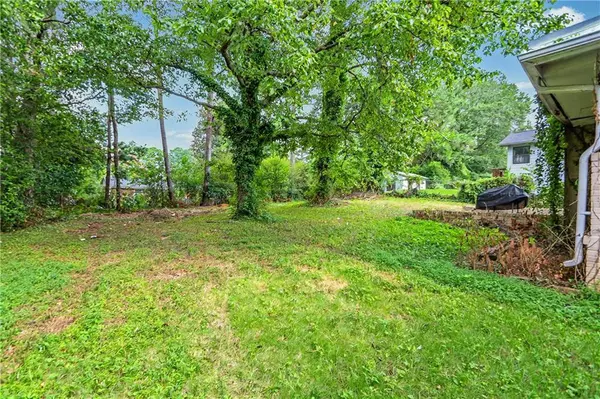 2735 Spring DR SE, Smyrna, GA 30080