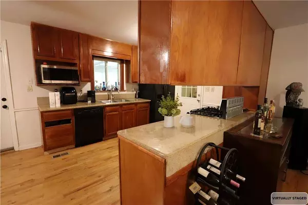 2735 Spring DR SE, Smyrna, GA 30080