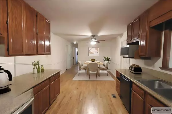 2735 Spring DR SE, Smyrna, GA 30080