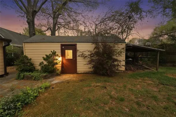 1951 Dresden DR NE, Brookhaven, GA 30319
