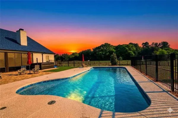 29 Ravenfield RD, Taylorsville, GA 30178