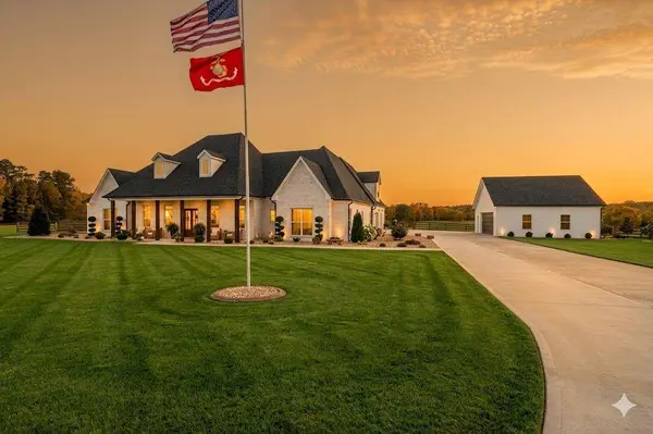 29 Ravenfield RD, Taylorsville, GA 30178