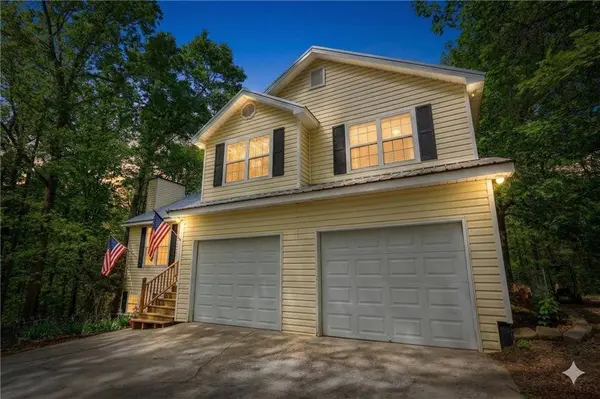 34 Clay CT, Villa Rica, GA 30180