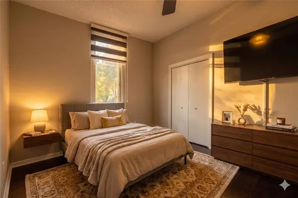 3060 Pharr Court North NW #114, Atlanta, GA 30305