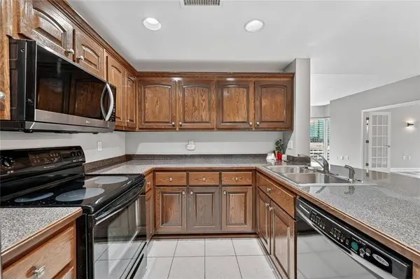 3475 Oak Valley RD NE #910, Atlanta, GA 30326