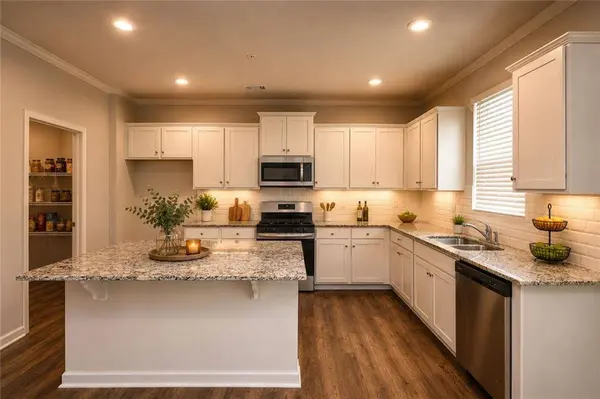 965 Athena BND, Fairburn, GA 30213