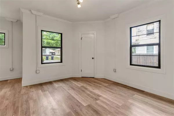 1838 NW 11th ST, Oklahoma City, OK 73106