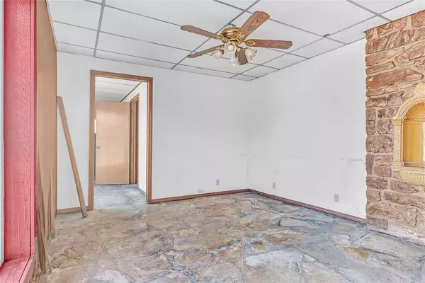 11944 NE 23rd ST, Choctaw, OK 73020