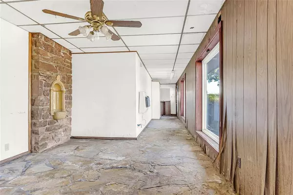 11944 NE 23rd ST, Choctaw, OK 73020