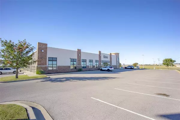 4200 Carriage WAY, Weatherford, OK 73096