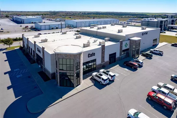 4200 Carriage WAY, Weatherford, OK 73096