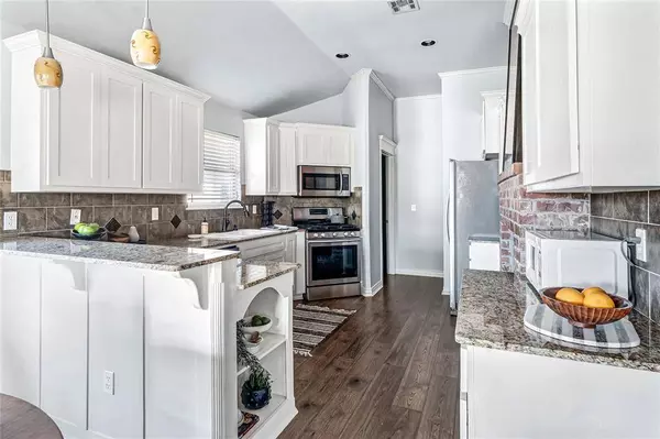 3012 NW 191st TER, Edmond, OK 73012