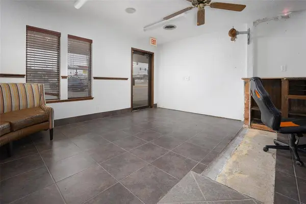 1112 N Washington ST, Weatherford, OK 73096