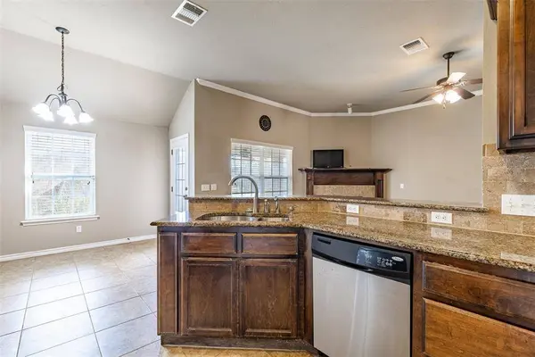 2001 Central Pkwy, Norman, OK 73071