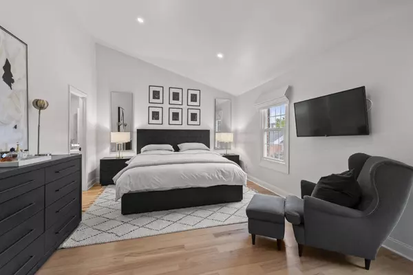 2328 Sedgwick Drive, Upper Arlington, OH 43220