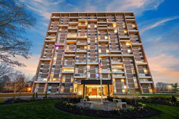 1000 Urlin Avenue #511, Grandview Heights, OH 43212