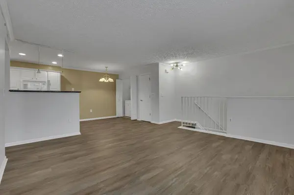 5621 Cedar, Columbus, OH 43228