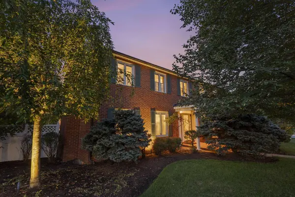 2560 Chartwell Road, Upper Arlington, OH 43220