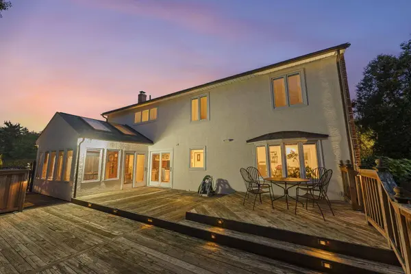 2560 Chartwell Road, Upper Arlington, OH 43220