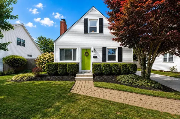 2799 Brandon Road, Upper Arlington, OH 43221