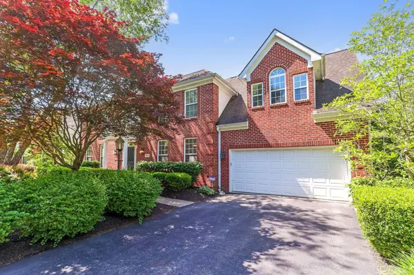 7631 Kestrel Way, Dublin, OH 43017