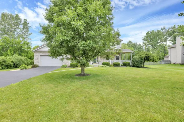 48 Melissa Court, Pataskala, OH 43062