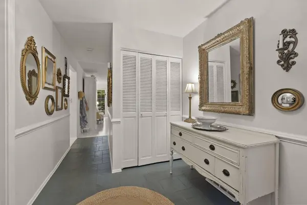 4375 Castleton Road, Upper Arlington, OH 43220