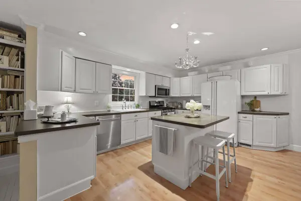4375 Castleton Road, Upper Arlington, OH 43220